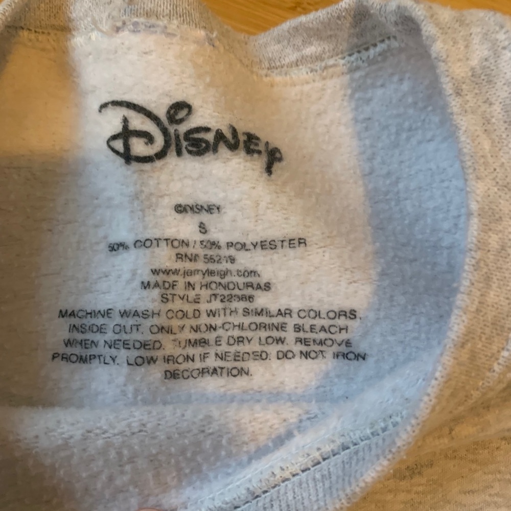 Disney sweatshirt - Picture 9 of 10